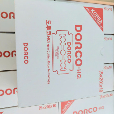 Vỉ 100 hộp lưỡi lam Dorco HQ màu đỏ ( Dao lam Dorco Đỏ)