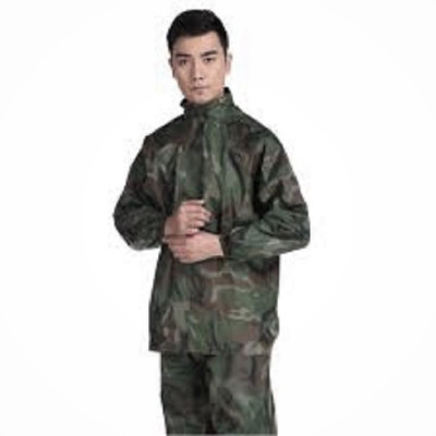  Quần áo đi mưa cho nam và nữ   size 2XL  ( dưới 65kg  ) , màu sắc rằn ri  sang trọng ,  vải dù chống thấm nước , sản phẩm  có túi đựng  nhỏ gọn dùng đi mưa  vô cùng tiện lợi