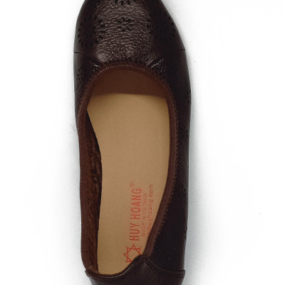 Giày nữ hoa văn Huy Hoàng da bò màu nâu đất HT7952