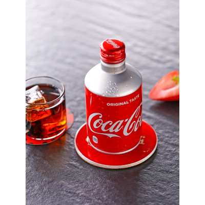 Thùng 24 chai Nước ngọt Coca Cola Nhật 300ml