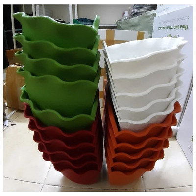 CHẬU TRỒNG CÂY  ỐP TƯỜNG HÌNH BÁN NGUYỆT MÀU TRẮNG ( BỘ 10 CÁI )