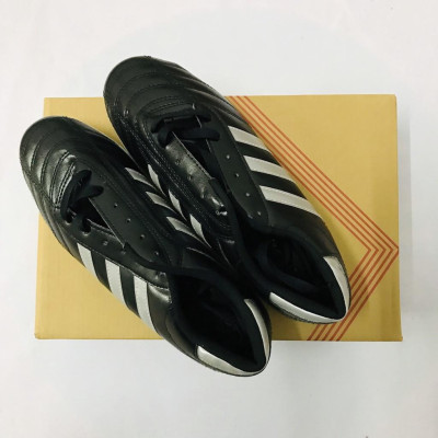 Giày bóng đá phủi Wk 3 sọc đen 2022 cao cấp