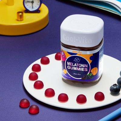 Combo 2 Hộp Kẹo Dẻo Melatonin Hỗ Trợ Giấc Ngủ Ngon Sleep Well Gummies & Hỗ Trợ Giảm Căng Thẳng Vị Việt Quất Kết Hợp Vitamin B6 Coolvita – (60 viên x 3g)/hộp