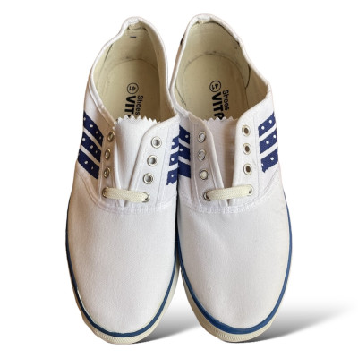 Giày Bata Tàu Đế Đen Cao Su WARRIOR Chính Hãng Chuyên Đá Bóng Sân Cỏ Nhân Tạo Phủi Cao Cấp Siêu Bền Size 38 - 43