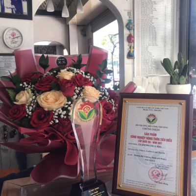 Cà Phê Hòa Tan Sữa Vị Đậm 3 Trong 1 Thu Hà (20 Gói x 20g)