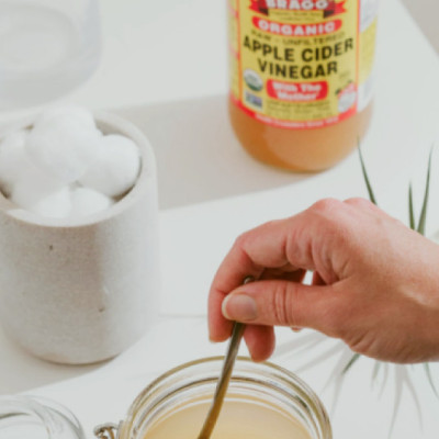 Giấm Táo Hữu Cơ Bragg 946ml