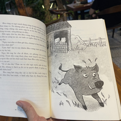 100 TRUYỆN NGỤ NGÔN CÙNG BÉ LỚN KHÔN – Trần Thu Ngân và Đào Trung Uyên – Nhã Nam – NXB Phụ Nữ (Bìa mềm)