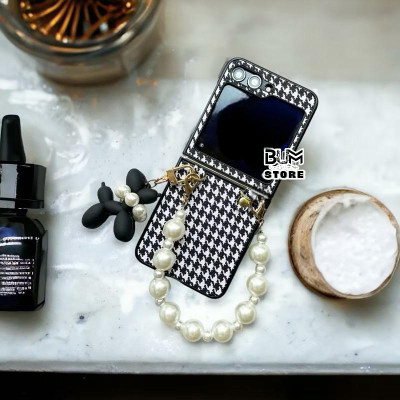 Ốp Lưng Houndstooth Cho Samsung Galaxy Z Flip 6 / Z Flip 5 / Z Flip 4 / Z Flip 3 Kèm Dây Ngọc Trai Cầm Tay