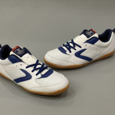 GIÀY CẦU LÔNG CHÍ PHÈO NAM NỮ 005 TRẮNG NAVY