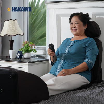 GHẾ MASSAGE MINI HỒNG NGOẠI TOÀN THÂN CAO CẤP HAKAWA HK-M11 - HÀNG CHÍNH HÃNG