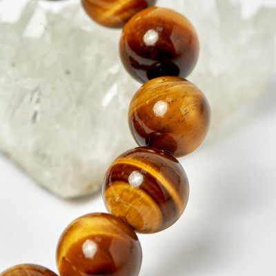 Vòng phật bản mệnh tuổi sửu dần hư không tạng bồ tát thạch anh mắt hổ hạt 12mm mệnh thổ, kim - Ngọc Quý Gemstones