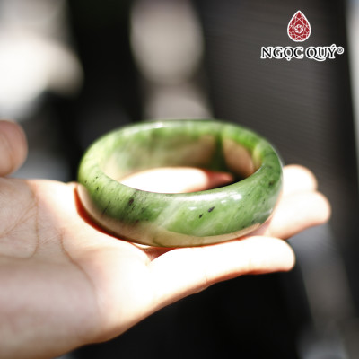 Vòng ngọc bích nephrite liền khối mệnh hỏa, thổ - Ngọc Quý Gemstones