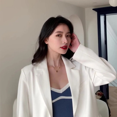 Dây chuyền nữ mặt titan chữ H đơn giản thời trang