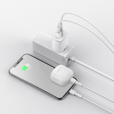 Củ sạc Baseus hỗ trợ sạc nhanh 2.1A sạc được 2 thiết bị cùng lúc tiết kiệm được 20-40% thời gian sạc - Hàng chính hãng