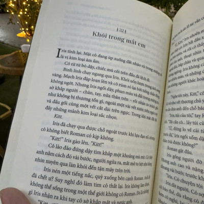 Combo 2 cuốn: ĐỐI THỦ SIÊU PHÀM, LỜI THỀ TÀN NHẪN - Rebecca Ross - Nguyễn Ngọc Hoàng Mai dịch - Nhã Nam