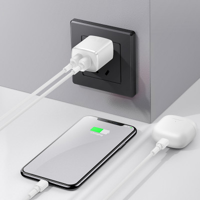 Củ sạc Baseus hỗ trợ sạc nhanh 2.1A sạc được 2 thiết bị cùng lúc tiết kiệm được 20-40% thời gian sạc - Hàng chính hãng