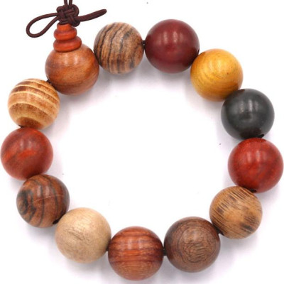 Vòng tay chuỗi hạt gỗ Đàn hương 8 màu 18 ly