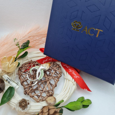 Cài áo hoa tulip đá cam