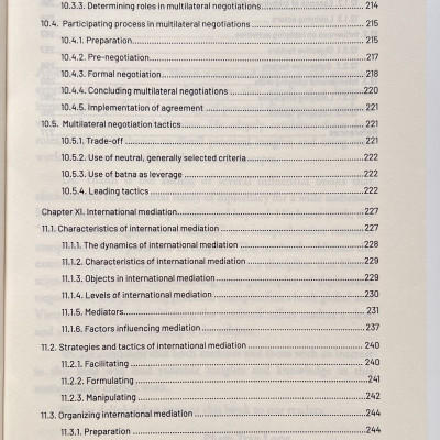 Sách - International Negotiation Textbook