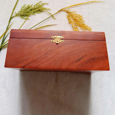 Hộp gỗ hương đựng giấy ăn
