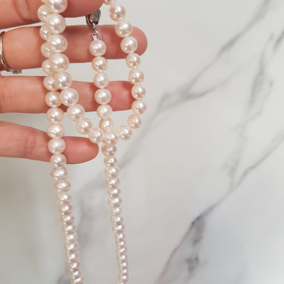 Bộ Trang Sức Ngọc Trai Trắng Bóng đẹp lắm ạ  Size hạt 8mm có khoen đẹp  Combo gồm cả vòng và Dây đeo cổ đẹp sang món quà ý nghĩa luôn ạ