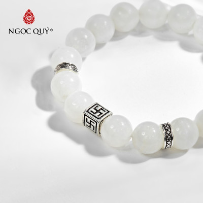 Vòng tay đá xà cừ trắng phối charm chữ vạn bạc (8mm) Ngọc Quý Gemstones