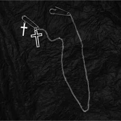 Cài áo chữ thập