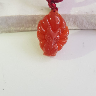 Mặt dây chuyền Hồ ly 9 đuôi hay chín đuôi đá mã não Đỏ tự nhiên tặng kèm dây đeo hợp mệnh Hỏa Thổ Size Cao 30mm x ngang 20mm x dầy 8mm Công dụng may mắn về mặt tình duyên, quyền lực, giúp nữ chủ nhân luôn xinh đẹp tài trí mang nhiều tài lộc quyến rũ ạ 