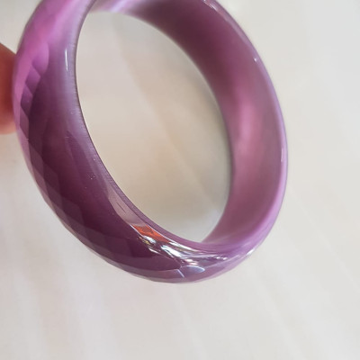 Vòng tay nữ đá mắt mèo bản hẹ giác tím mới đẹp Vòng Ni 54mm x cao 16mm x dầy 6,2mm Vòng màu tím nho chuẩn hợp nữ mệnh hỏa, mệnh thổ 49kg - 54kg đeo ạ