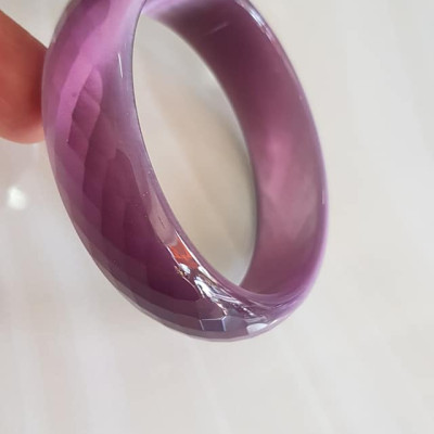 Vòng tay nữ đá mắt mèo bản hẹ giác tím mới đẹp Vòng Ni 54mm x cao 16mm x dầy 6,2mm Vòng màu tím nho chuẩn hợp nữ mệnh hỏa, mệnh thổ 49kg - 54kg đeo ạ