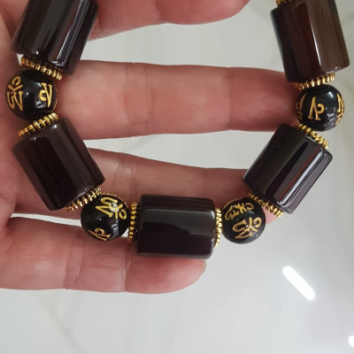 Vòng tay nam mã não nâu mix tây tạng kiểu hạt ống vuông tròn Size vòng 15mm đẹp ạ Ý nghĩa mang năng lượng tích cực may mắn cát tường cho gia chủ ạ