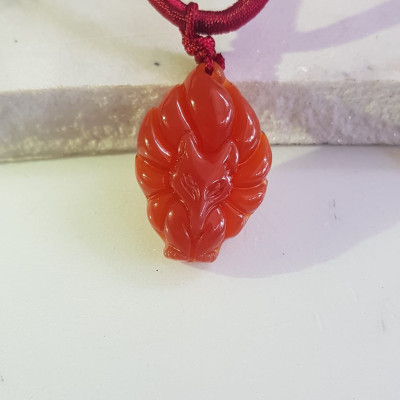 Mặt dây chuyền Hồ ly 9 đuôi hay chín đuôi đá mã não Đỏ tự nhiên tặng kèm dây đeo hợp mệnh Hỏa Thổ Size Cao 30mm x ngang 20mm x dầy 8mm Công dụng may mắn về mặt tình duyên, quyền lực, giúp nữ chủ nhân luôn xinh đẹp tài trí mang nhiều tài lộc quyến rũ ạ 