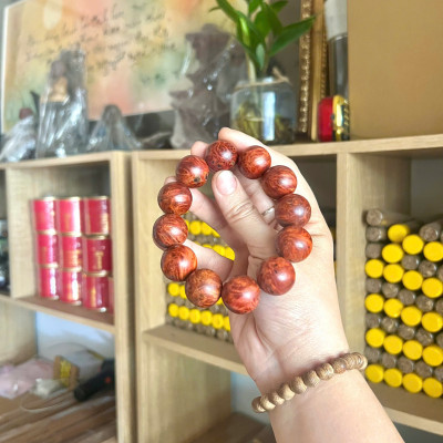 Vòng tay gỗ nu huyết Long - size 20li hàng VIP - Thấu quang cao - Mùi thơm vĩnh viễn
