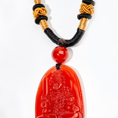 Mặt Dây Chuyền Phật Bất Động Minh Vương Đá Mã Não Đỏ (5 x 3 cm)