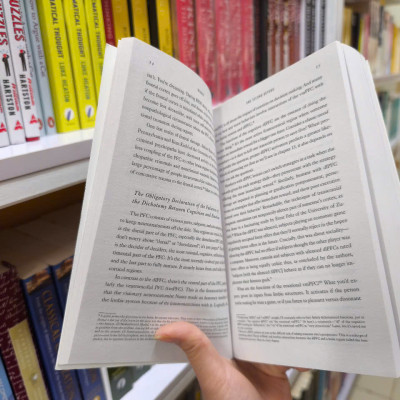 Sách - Behave by Robert Sapolsky - Sách tiếng anh, Bìa mềm