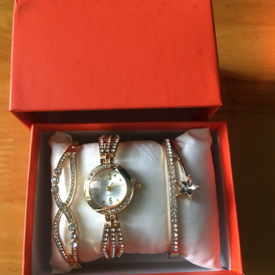 Set hộp phụ kiện đeo tay 3 món , phong cách thanh lịch thời trang sang trọng cho nữ