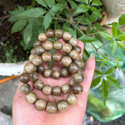 Vòng, lắc tay phong thủy gỗ trầm hương banh hàng Lào