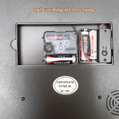 Đồng Hồ NHẠC CHUÔNG Báo Giờ Có 16 Điệu NHẠC GÕ Báo Giờ - Máy Kim Trôi EASTAR Nhật - Số nổi 3D Viền Nâu Mặt Đen – Tặng Pin Maxell - Bảo Hành 1 Năm