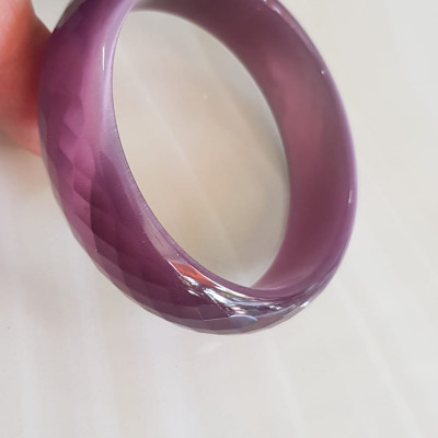 Vòng tay nữ đá mắt mèo bản hẹ giác tím mới đẹp Vòng Ni 54mm x cao 16mm x dầy 6,2mm Vòng màu tím nho chuẩn hợp nữ mệnh hỏa, mệnh thổ 49kg - 54kg đeo ạ