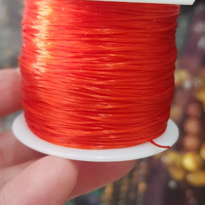 Cuộn Dây Thun CO GIÃN màu Đỏ xỏ vòng hạt chuỗi                                   Dây này là dây thun chuyên xỏ vòng chuỗi màu Đỏ, có đủ màu .. Anh Chị đang đeo chuỗi muốn thay dây khác cho vòng thì đặt cuộn Thun chỉ này nhé