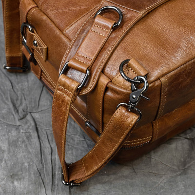 Túi xách nam DA BÒ THẬT phong cách mới – BEE GEE CCS5558