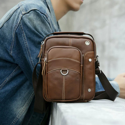 Túi đeo chéo nam DA BÒ THẬT – BEE GEE DCN9357