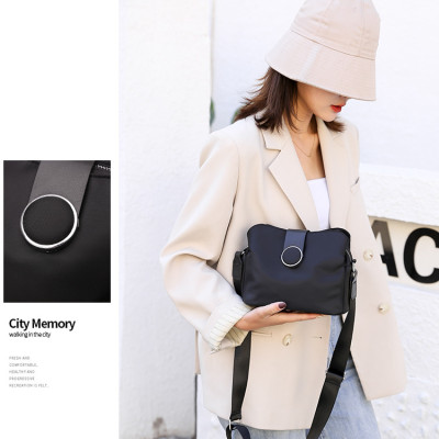 Túi đeo chéo nữ phong cách dễ thương – BEE GEE DCNU1083