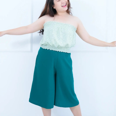 Đồ Bộ Mặc Nhà LMcation - Áo ống Carol màu hoa nhí xanh cốm & Quần váy lửng Vera màu xanh lá cây