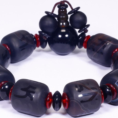 Vòng tay đá mã não đen khắc lục tự minh chú mệnh thủy, mộc - Ngọc Quý Gemstones