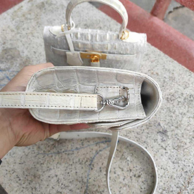 Túi nữ da cá sấu Bạch Tạng 