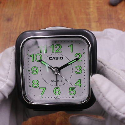 Đồng Hồ Để Bàn Casio TQ-142-1DF Có Báo Thức - Kích Thước ( 7.7×7.2×4.9 cm )