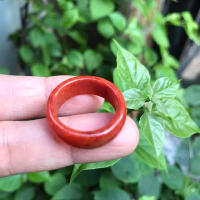  NHẪN ĐEO TAY MÀU ĐỎ 18MM CHẤT LIỆU ĐÁ CẨM THẠCH   HỢP NAM MỆNH HỎA THỔ