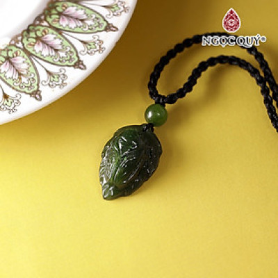 Mặt dây chuyền ngọc thiền ngọc bích 24x15mm mệnh mộc, mệnh hỏa - Ngọc Quý Gemstones