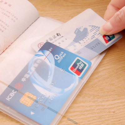 Vỏ Bọc Hộ Chiếu PVC Bao Passport Cover Chống Bụi Bẩn Trong Suốt Có Ngăn Đựng Thẻ Tiện Lợi